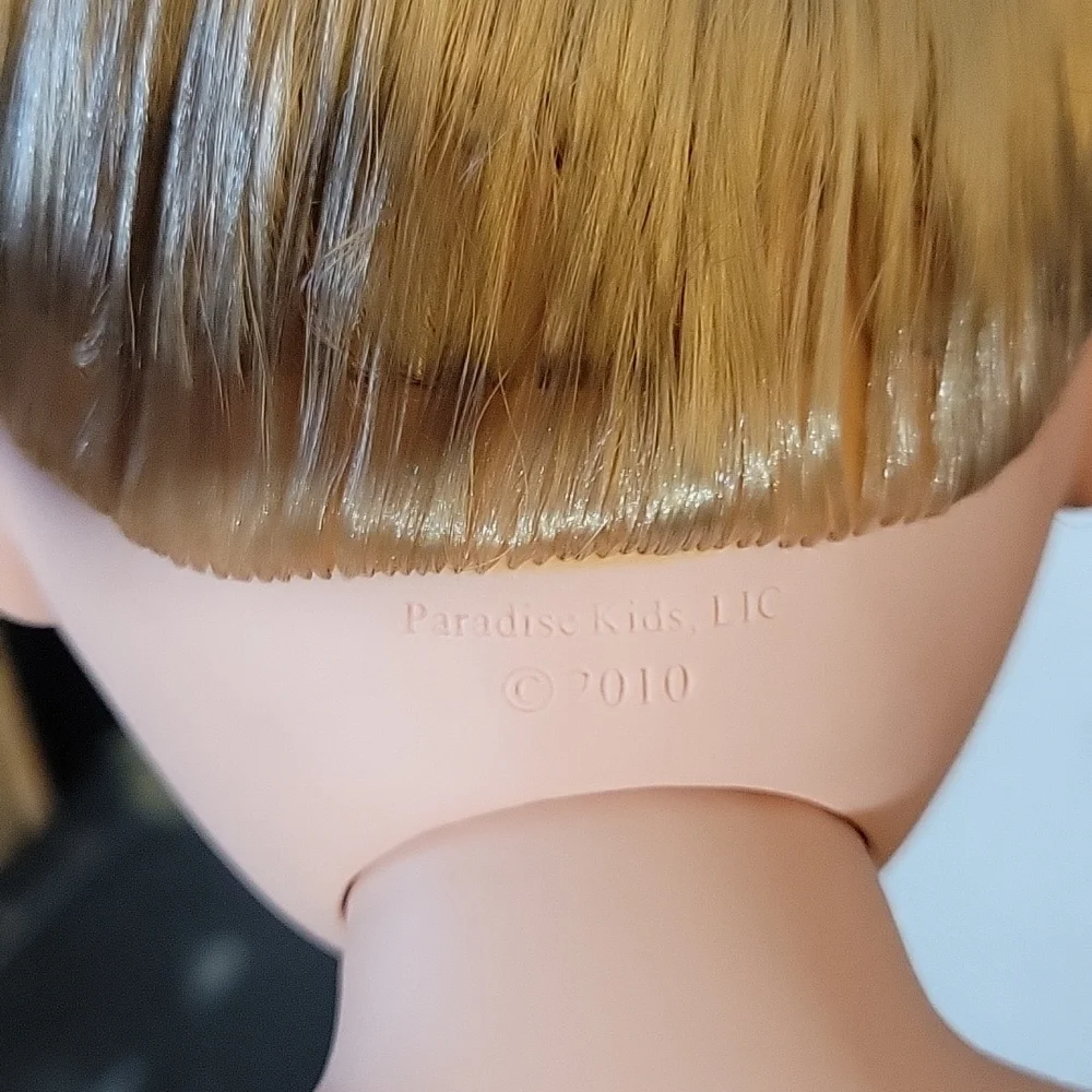 PARADISE KIDS 2010 Blond Doll